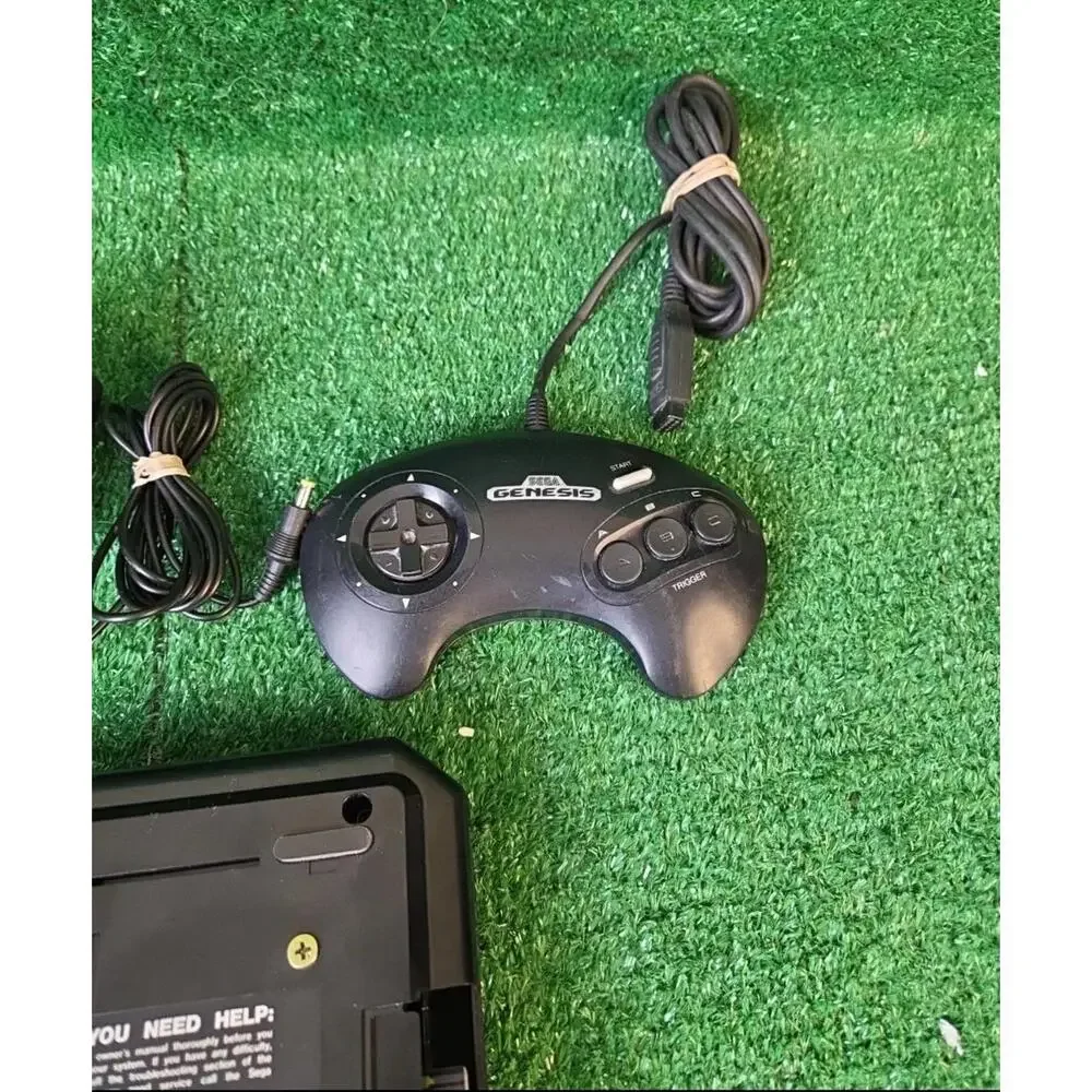 Sega Genesis Model 2 Console & Controller MK-1631 TESTED